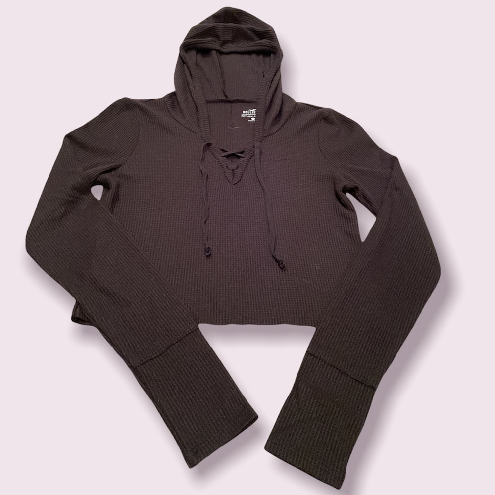 cropped black hollister thin hoodie